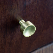 Load image into Gallery viewer, Manhattan Platform Bar