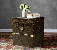 Load image into Gallery viewer, Heritage Mini Streamer Trunk - Brown