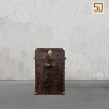 Load image into Gallery viewer, Gentleman’s Whisky Bar - Espresso Brown