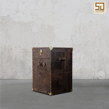 Load image into Gallery viewer, Gentleman’s Whisky Bar - Espresso Brown