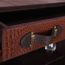 Load image into Gallery viewer, Heritage Trunk Bar - Vintage Tan