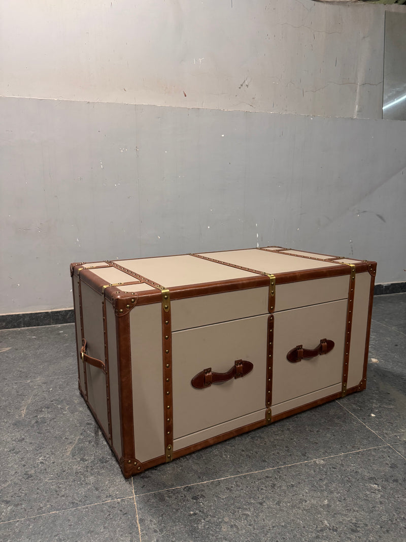 Coventry trunk table