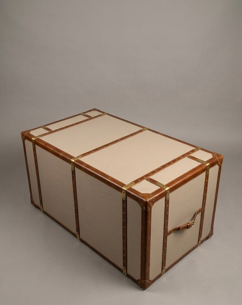 Coventry trunk table