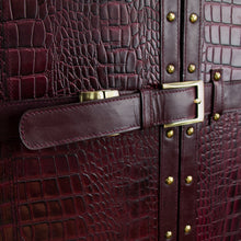 Load image into Gallery viewer, Heritage Trunk Bar - Burgundy
