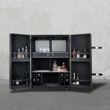 Load image into Gallery viewer, Heritage Trunk Bar - Black
