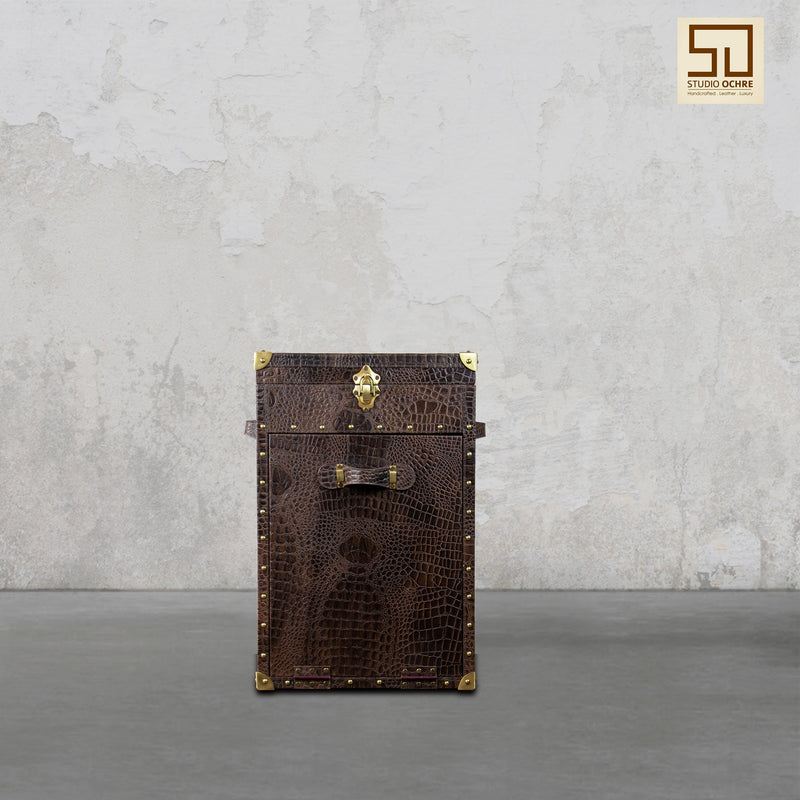 Gentleman’s Whisky Bar - Espresso Brown