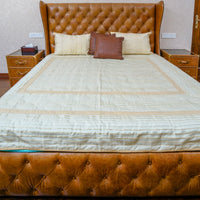 Chesterfield Wing Back Bed