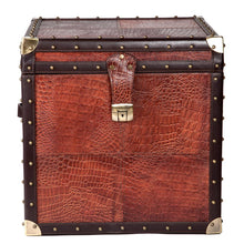 Load image into Gallery viewer, Heritage Mini Trunk - Vintage Brown
