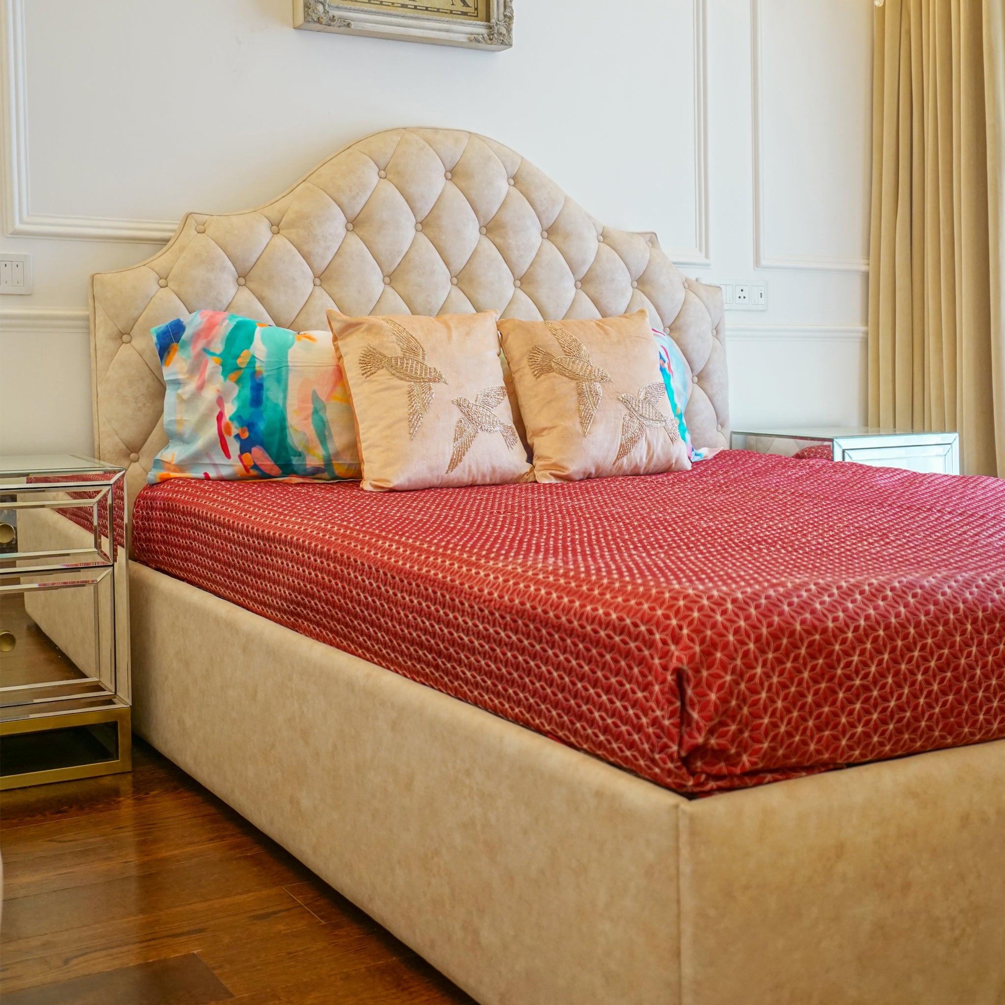 Petite Chesterfield Bed